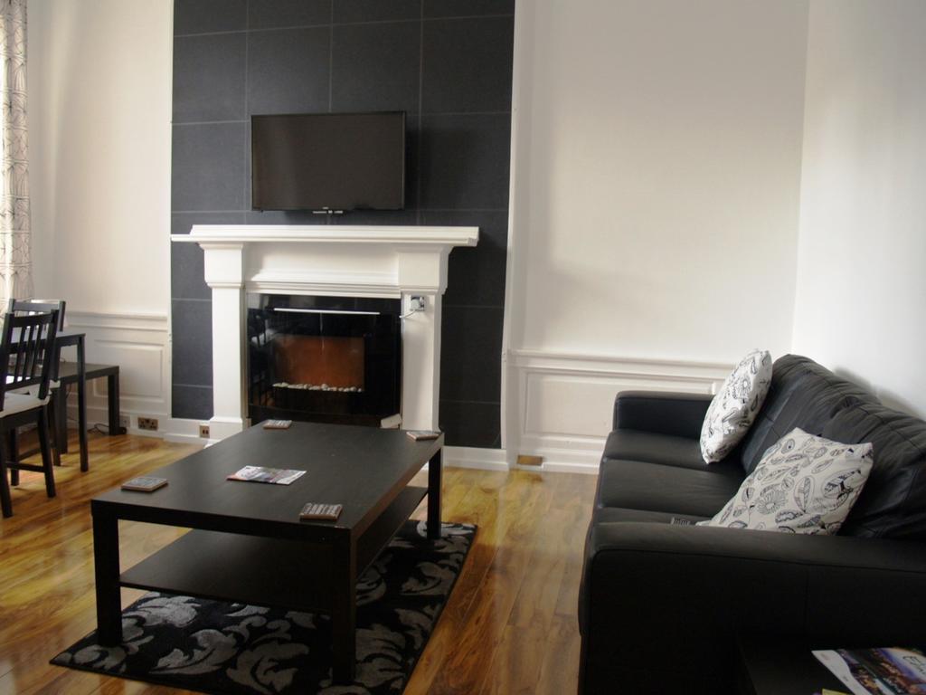 Niddry Street Apartments Edinburgh Room photo